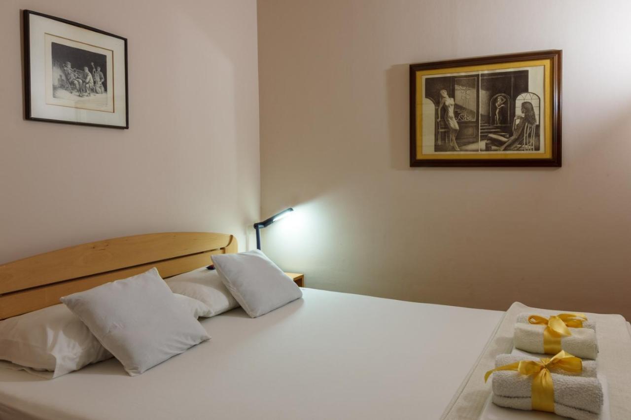 Apartmani Capi Голубац Номер фото